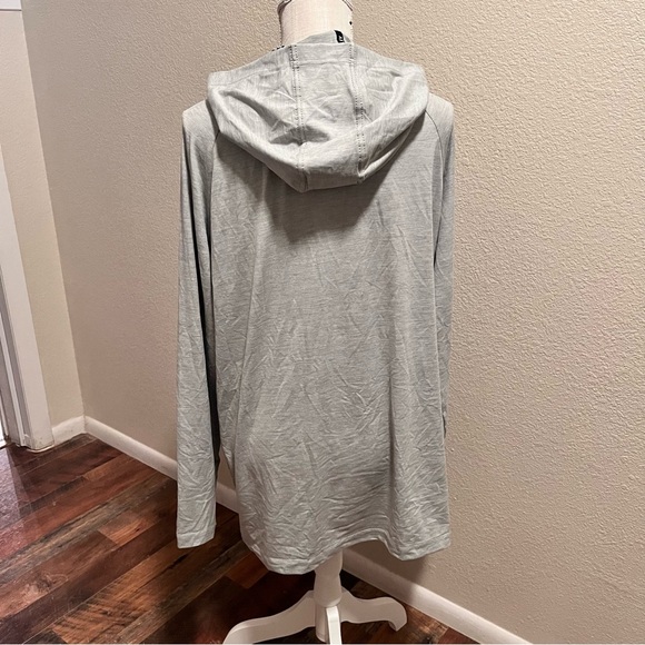 Hurley Light Gray Lightweight Performance Hoodie - Size Large - Picture 4 of 10